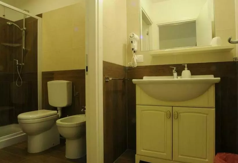 ホテル Agriturismo Monte Del Re