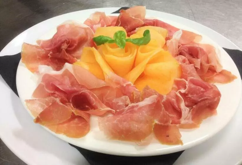 ホテル Agriturismo Monte Del Re