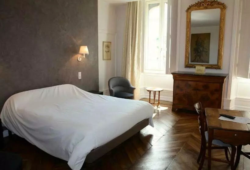 Hotelli Chateau De Creissels