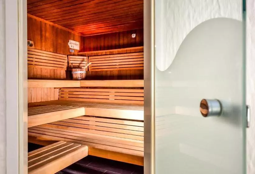 Hotelli Landhaus Krombach