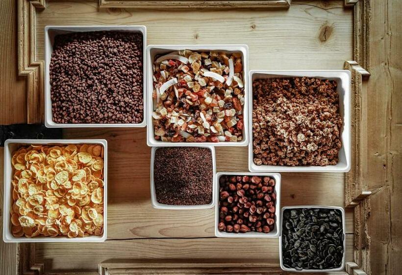 Отель Saltauserhof