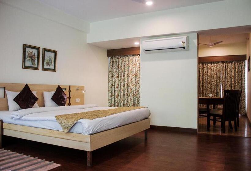 בית מלון כפרי Savoy Greens Jabli