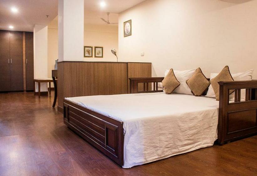 בית מלון כפרי Savoy Greens Jabli