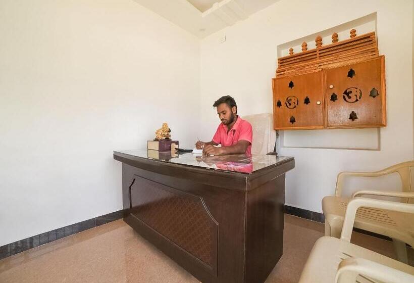 فندق Spot On 67781 Bgr Gardens