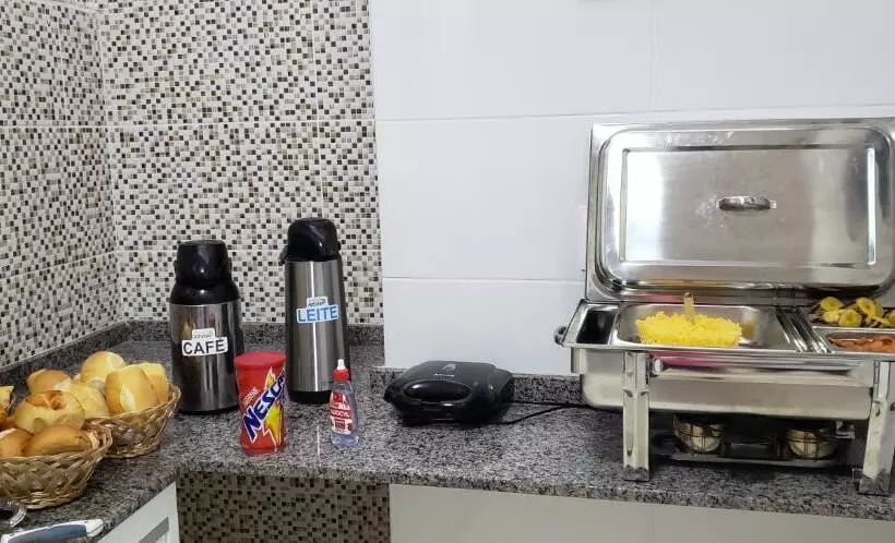 ペンション Pousada Azevedo