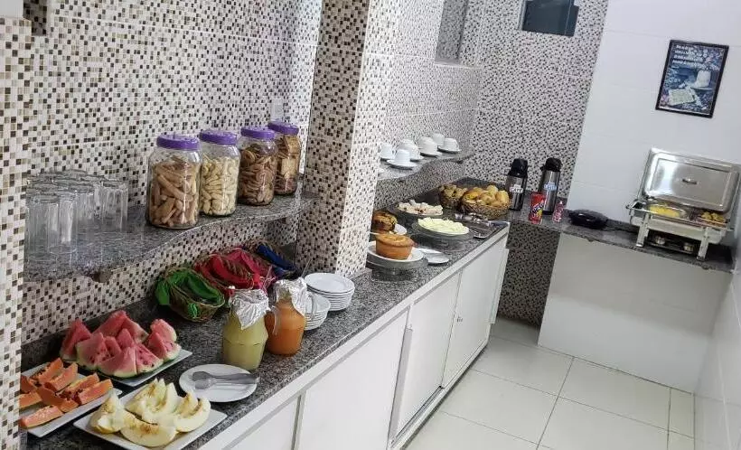 ペンション Pousada Azevedo