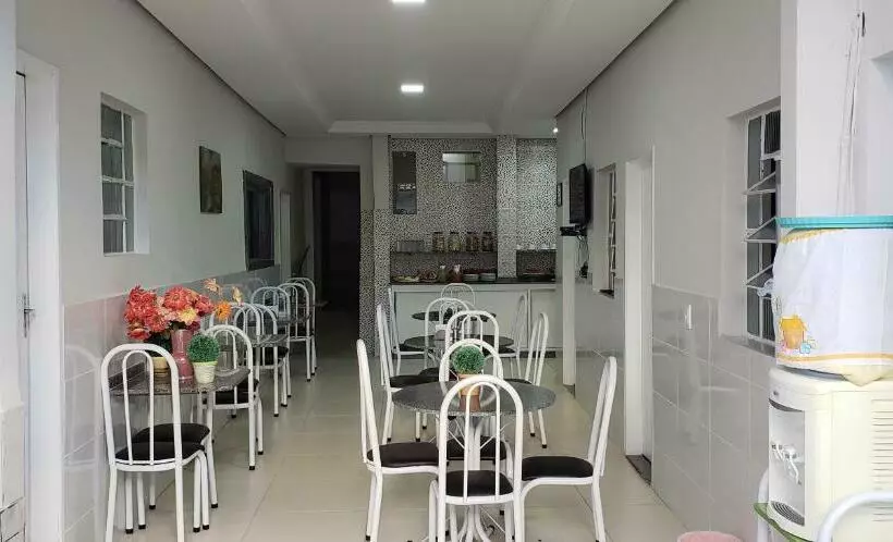 ペンション Pousada Azevedo