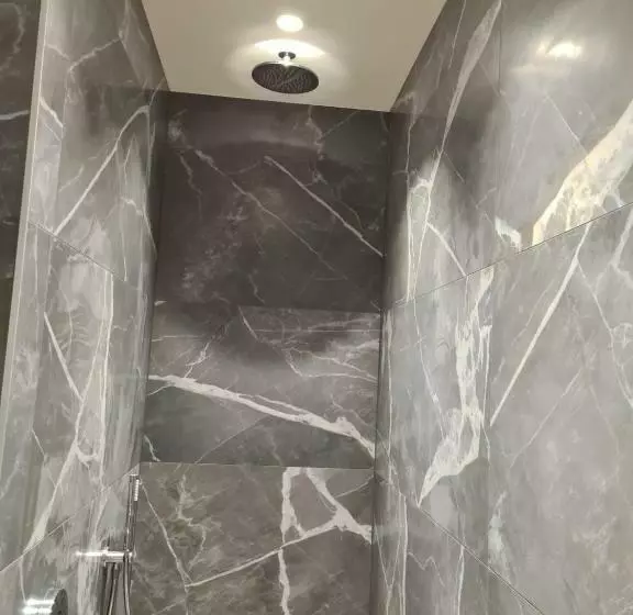 تختخواب و صبحانه Bnb La Cravache