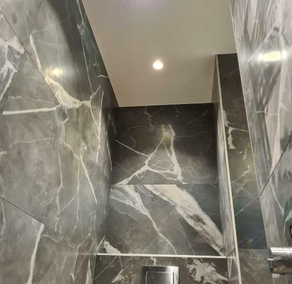 تختخواب و صبحانه Bnb La Cravache