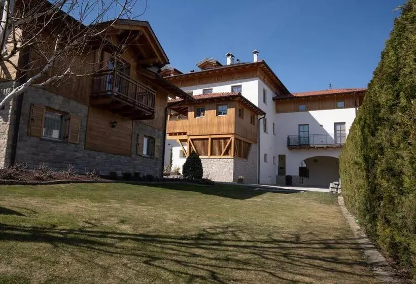 ホテル Agritur La Crucola