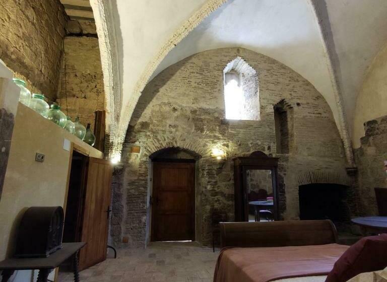 فندق Castillo Palacio De Bulbuente