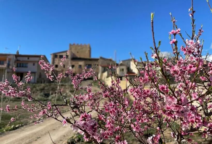 Hotelli Castillo Palacio De Bulbuente