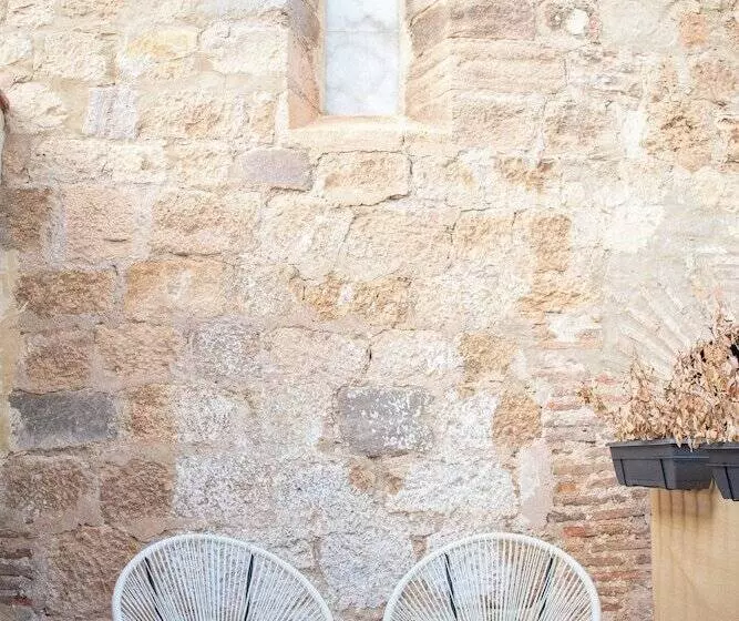 Hotelli Castillo Palacio De Bulbuente