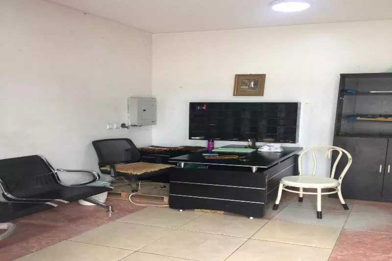 Hotelli Oyo 577 Saida Villas