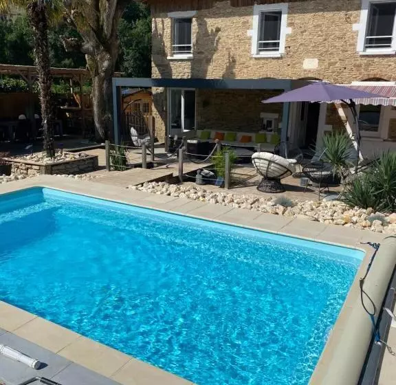 ペンション Les Chambres D Hôtes De La Croix Bleue