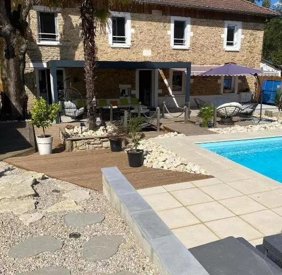 ペンション Les Chambres D Hôtes De La Croix Bleue