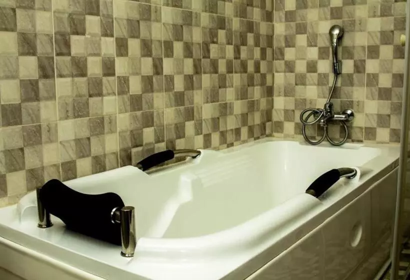 ベッドアンドブレックファースト Vakhusi Guesthouse