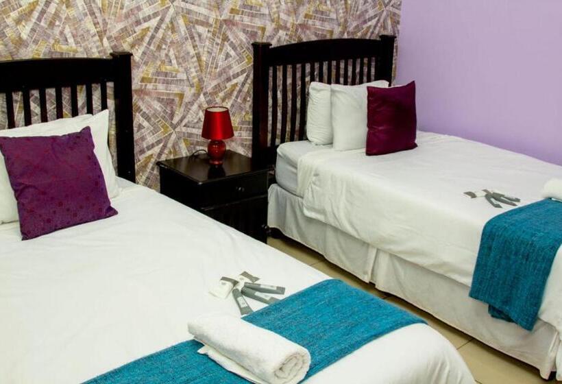 Bed & Breakfast Vakhusi Guesthouse