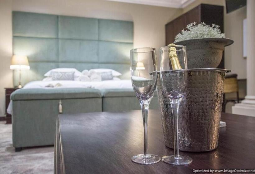 בית מלון כפרי Border