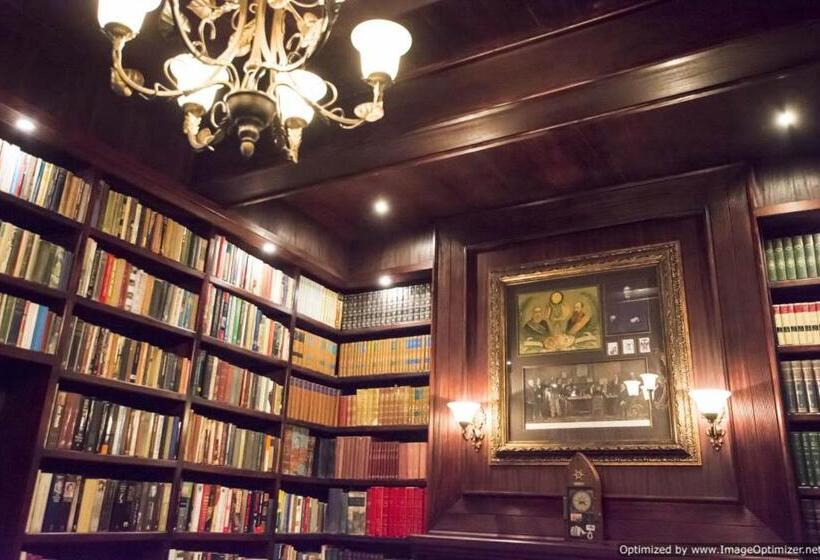 בית מלון כפרי Border