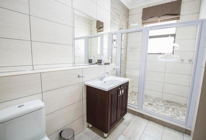 בית מלון כפרי Border