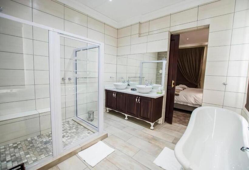 בית מלון כפרי Border