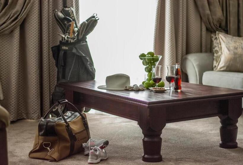 בית מלון כפרי Border