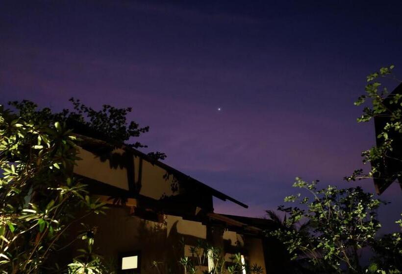 בית מלון כפרי Koh Ma Beach Resort Sha Extra Plus