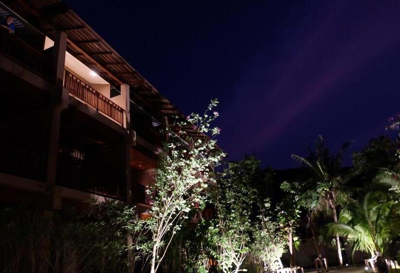 בית מלון כפרי Koh Ma Beach Resort Sha Extra Plus