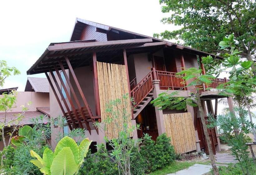 בית מלון כפרי Koh Ma Beach Resort Sha Extra Plus