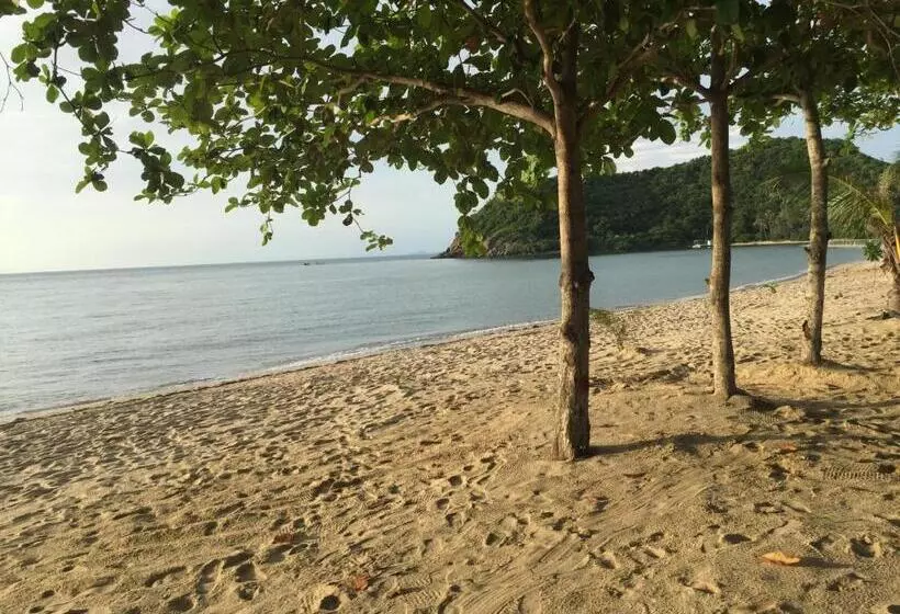 Hotelli Koh Ma Beach Resort   Sha Extra Plus