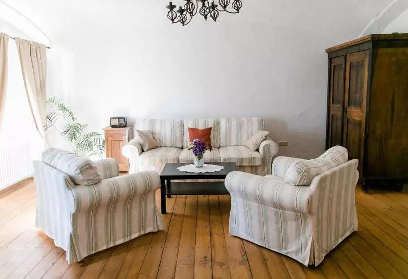 ホテル Landgut Riegerbauer