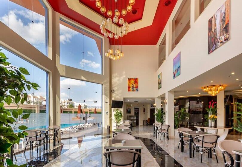 هتل Royal Day Plaza