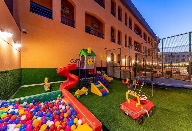 هتل Royal Day Plaza