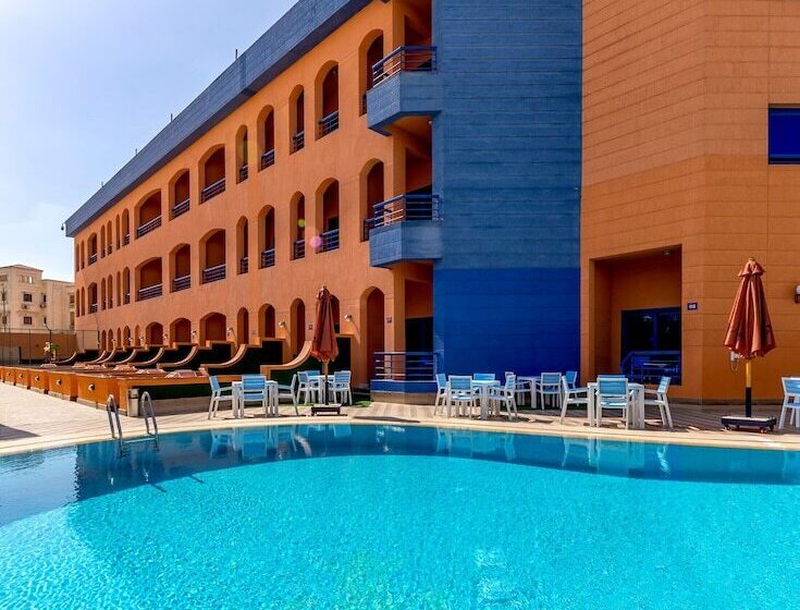 هتل Royal Day Plaza