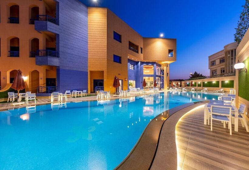 هتل Royal Day Plaza