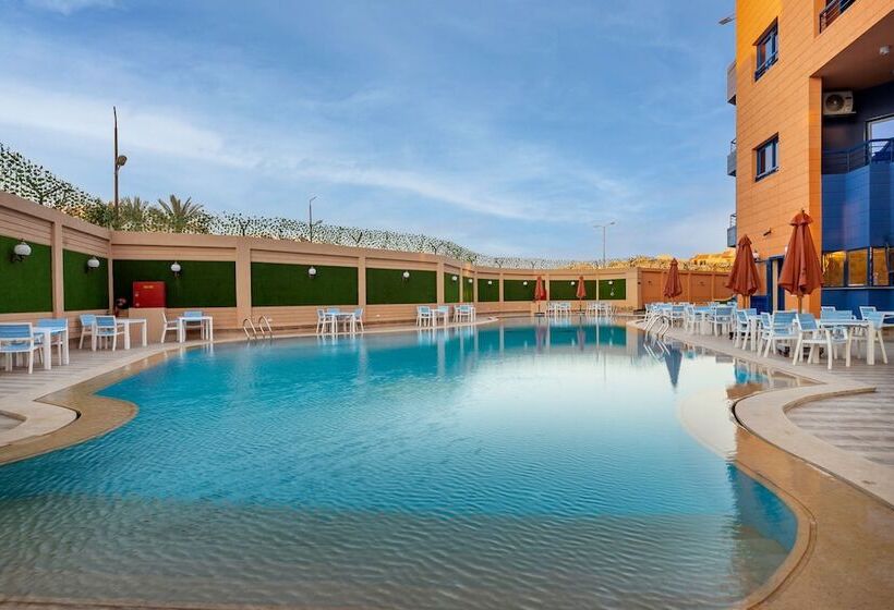 هتل Royal Day Plaza