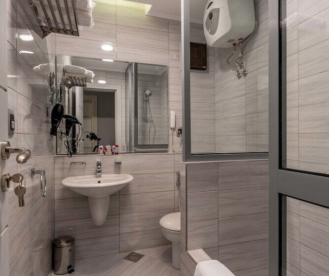 هتل Royal Day Plaza