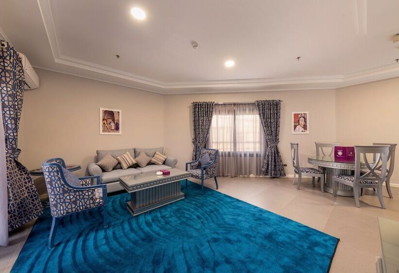 هتل Royal Day Plaza