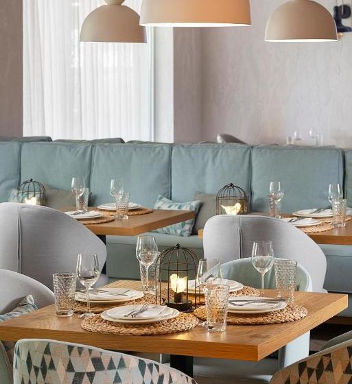 ホテル Siena Premium Retreat