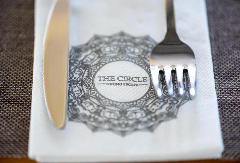 ホテル Siena Premium Retreat