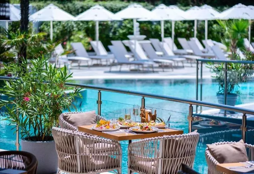 Hotelli Siena Premium Retreat