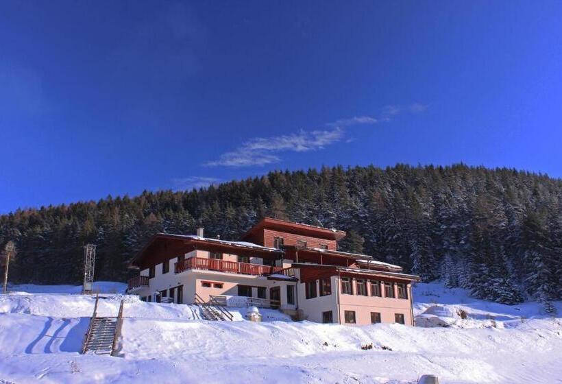 בית מלון כפרי Studničky