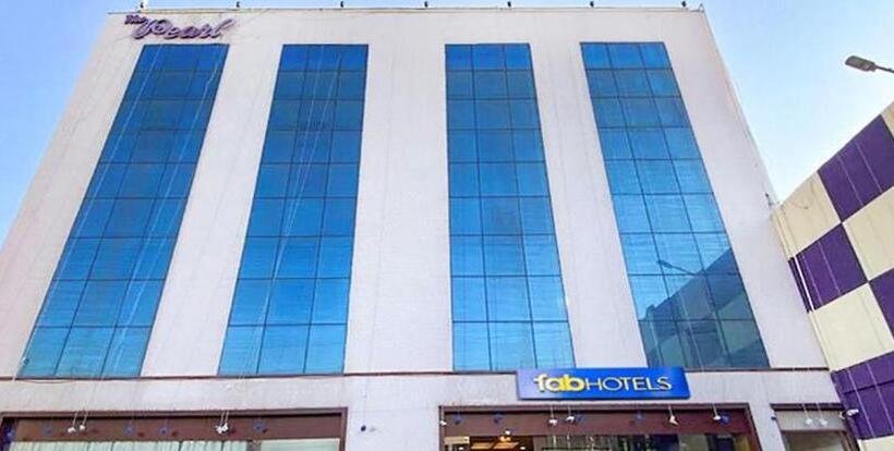 Отель The Pearl Industrial Area Phase 2