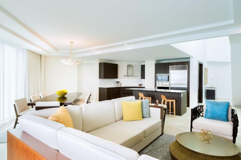 هتل The Ritz Carlton, Turks & Caicos