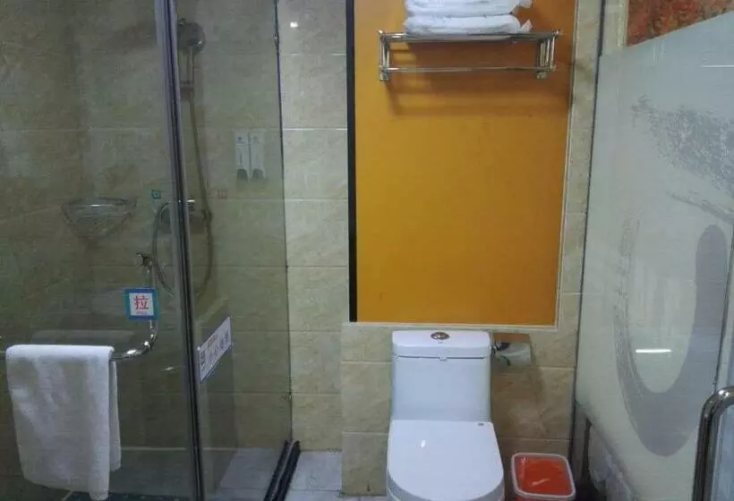 Pai Hotel Xian Beilin Musume Peace Gate