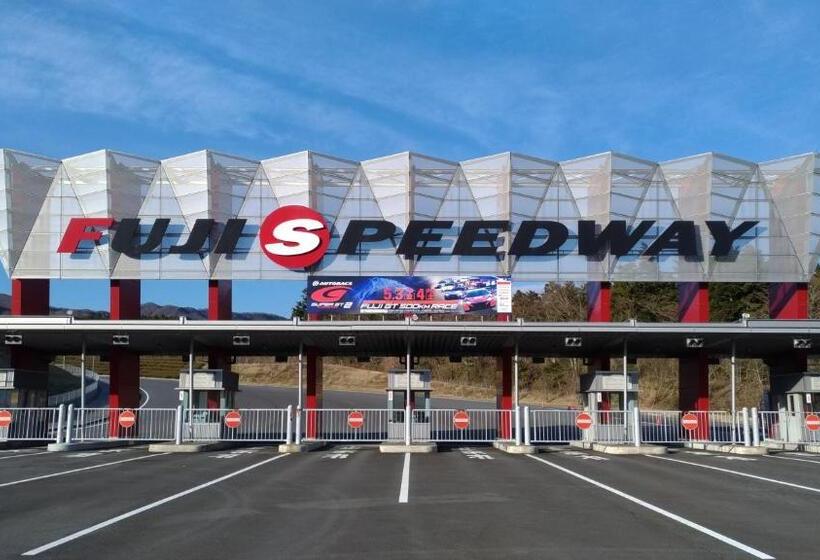 بنسيون Log Cabin Rentals & Finland Sauna Step House