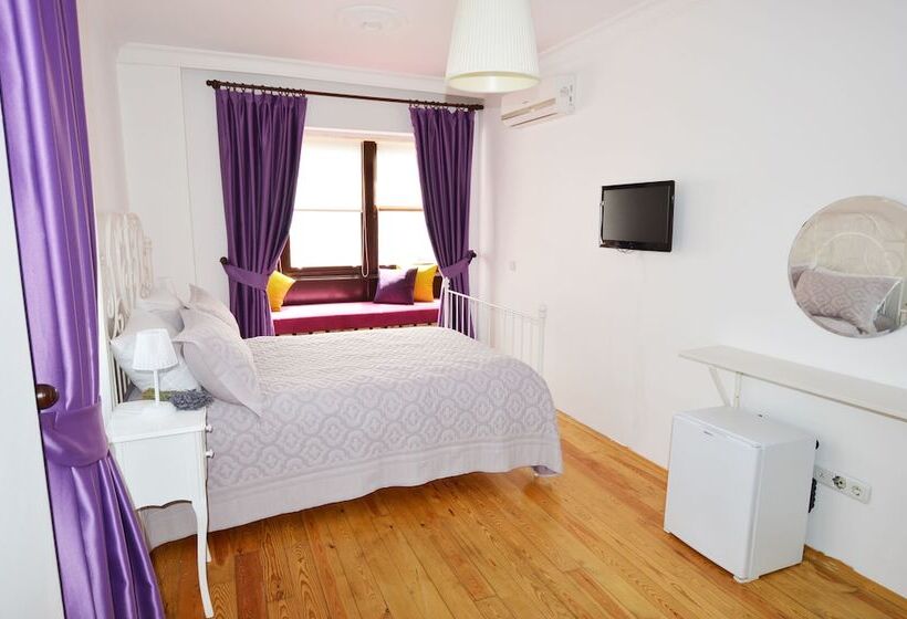 Bed and Breakfast Alayaz