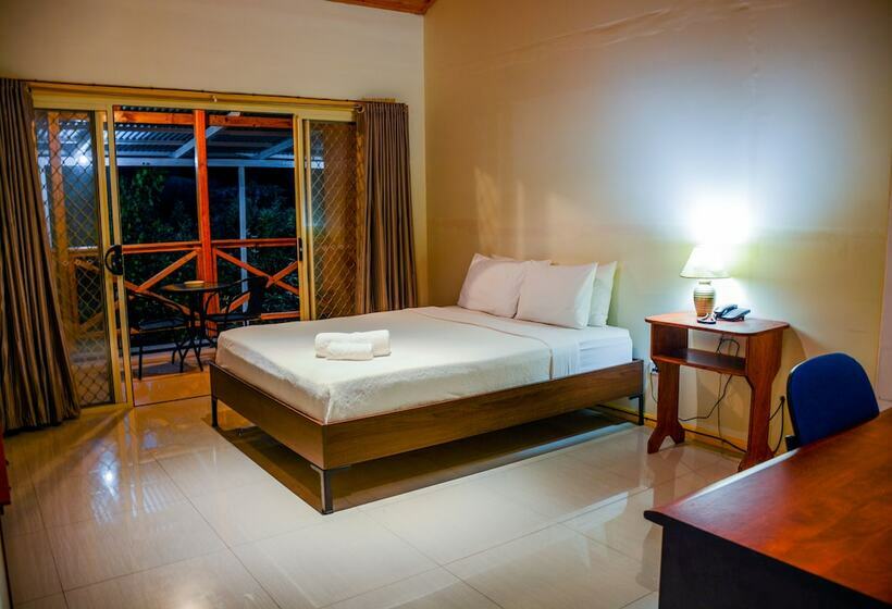 Bed and Breakfast Fema Lodge