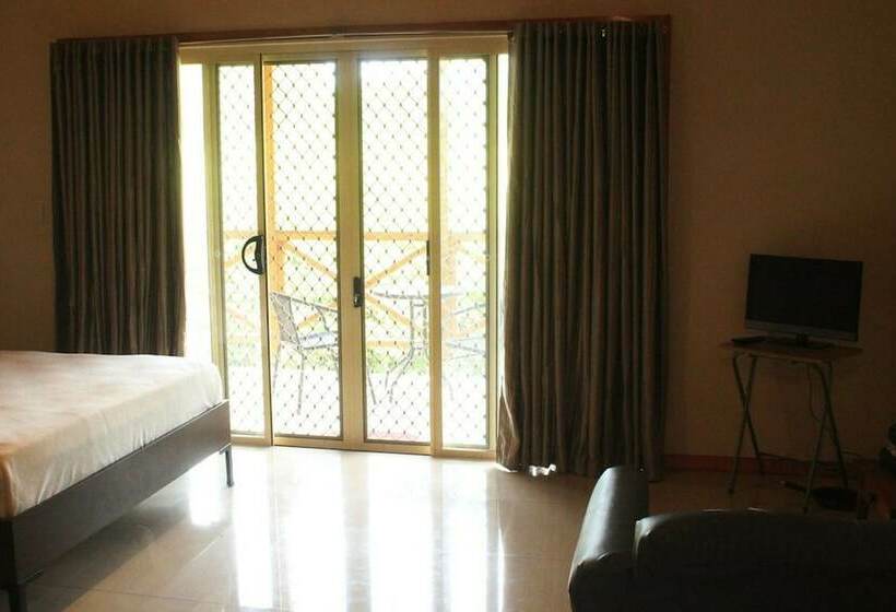 Bed and Breakfast Fema Lodge